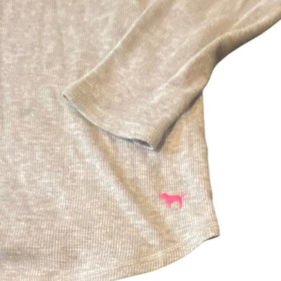 Victoria’s Secret PINK Gray Thermal Henley LOVE PINK Sequin Back Logo Size Large - Picture 5 of 5